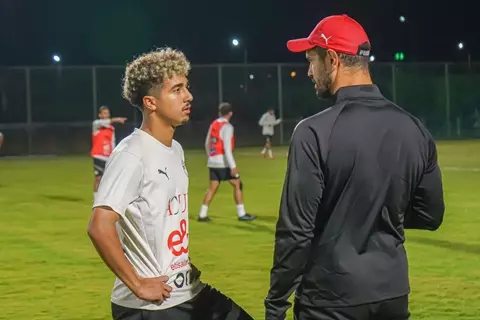 والد عمر خضر: تحامل على إصابته من أجل المنتخب.. ورحيله عن الزمالك كان بقرار الإدارة